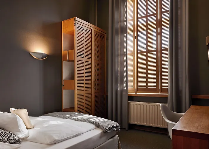 Hotel Yoho - The Young 3*